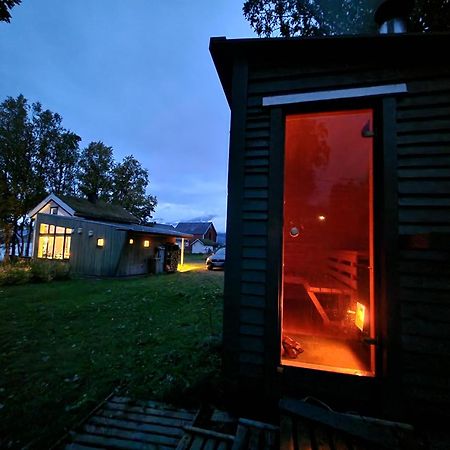 Gamtunet Lyngen Svensby Buitenkant foto
