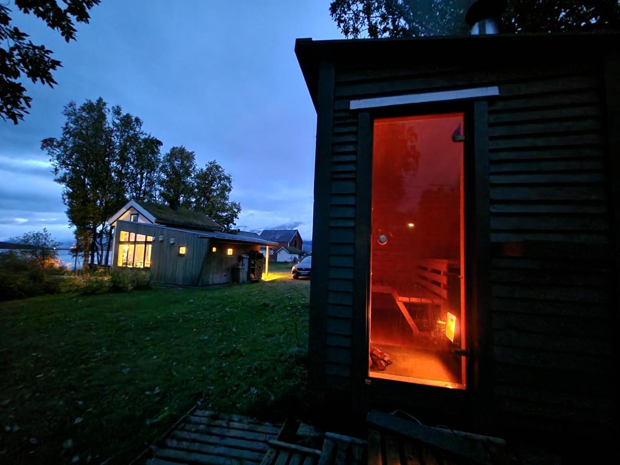 Gamtunet Lyngen Svensby Buitenkant foto