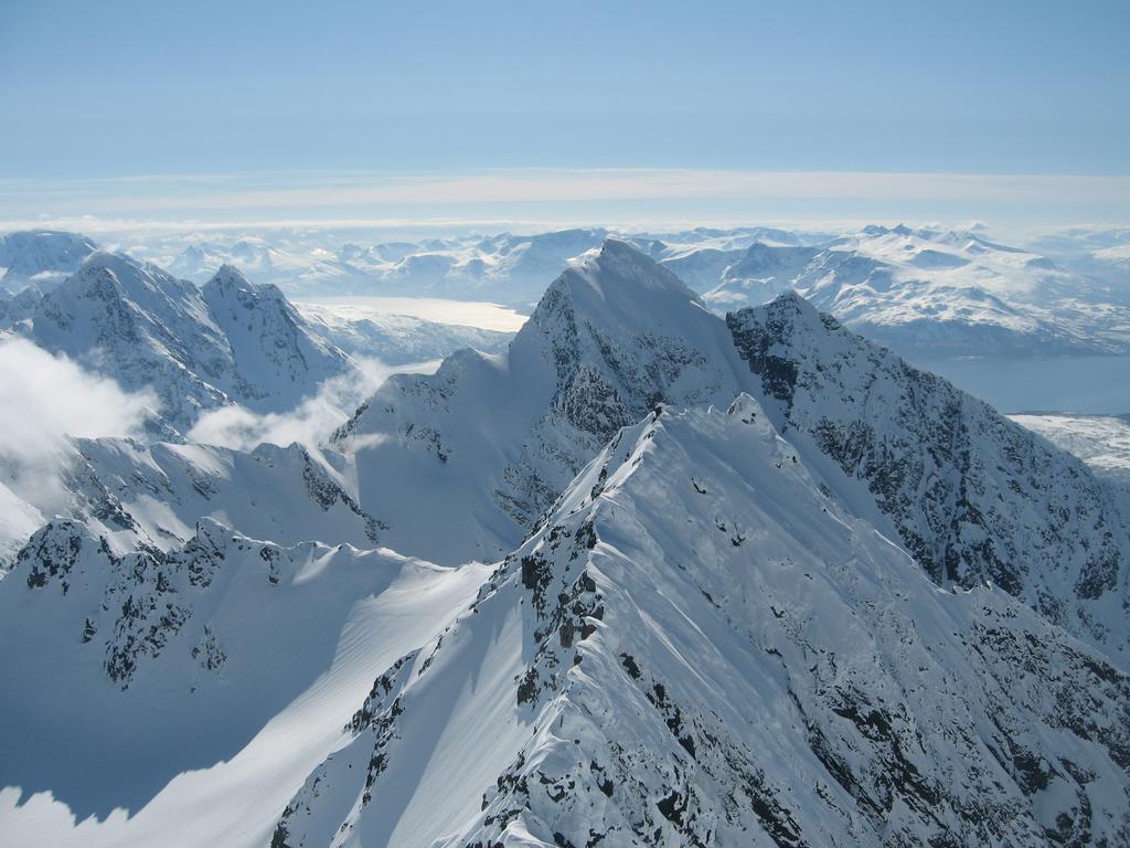Gamtunet Lyngen Svensby Buitenkant foto