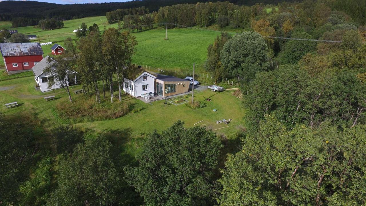 Gamtunet Lyngen Svensby Buitenkant foto